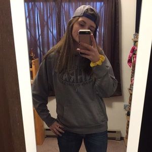 Meet your Posher, Casey